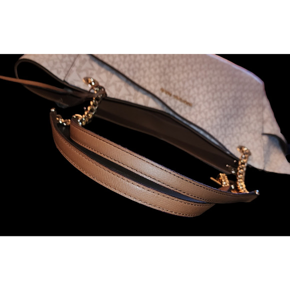 MICHAEL KORS Jet Set Large Logo Chain Strap Bag (vanilla signature - Picture 9 of 12